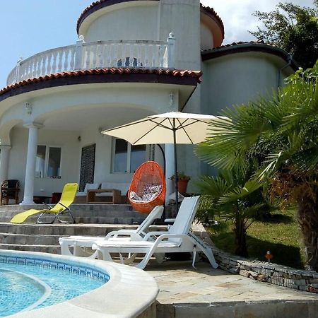 Villa Sky Music ابزور المظهر الخارجي الصورة